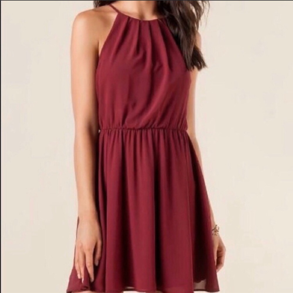 ♥️ Francesca’s Lush Robinwood Solid Dress: Wine
